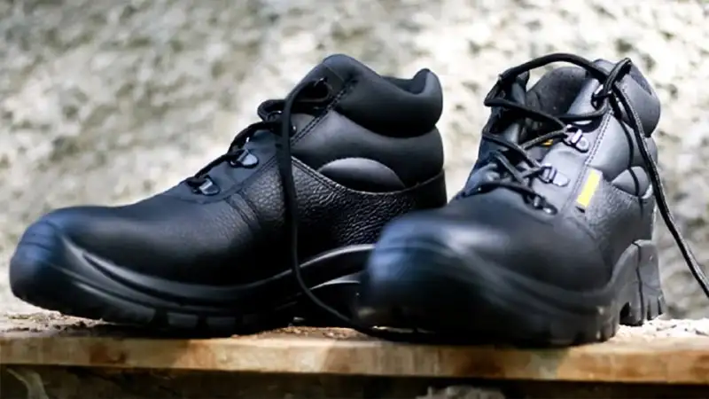 معرفی کفش ایمنی قوشار